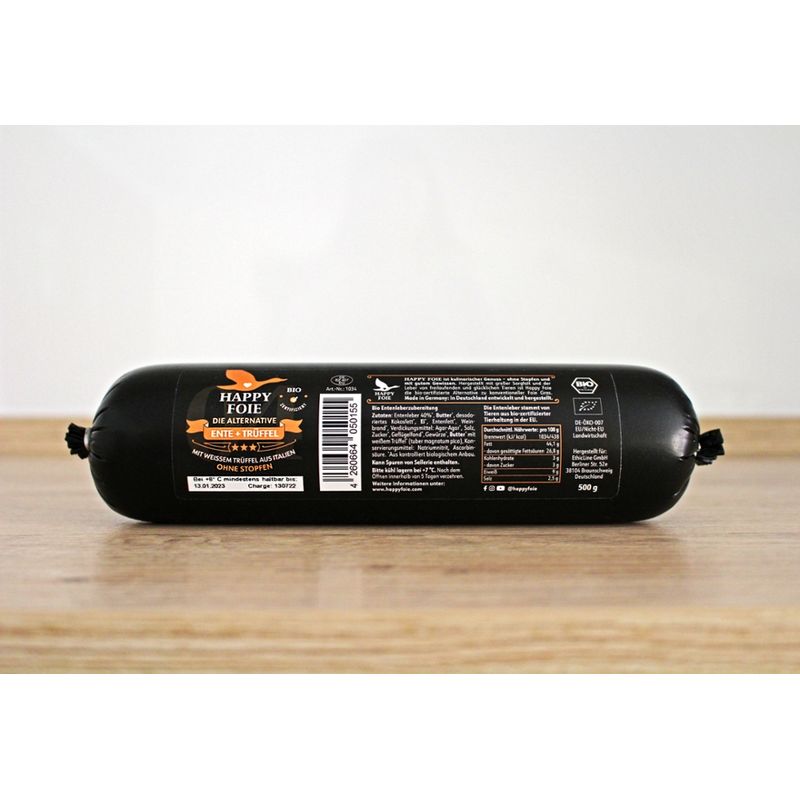 Happy Foie Happy Foie (500g Rolle) - Ente mit weißem italienischem Trüffel, bio ; Hergestellt mit der Leber von freilaufenden Tieren ist Happy Foie die bio-zertifizierte Alternative zu konventioneller Foie Gras. Ohne Stopfen und mit gutem Gewissen. - Produktbild