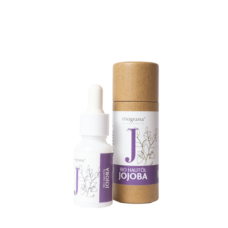 FINigrana® Naturkosmetik FINigrana® Bio Jojoba-Haut-Öl, "Gold" kaltgepresst, in 15ml Opalglasfläschchen mit gläserner Tropfpipette zur leichten Dosierung, in Licht & Transport Schutz Kartonröhre - Produktbild