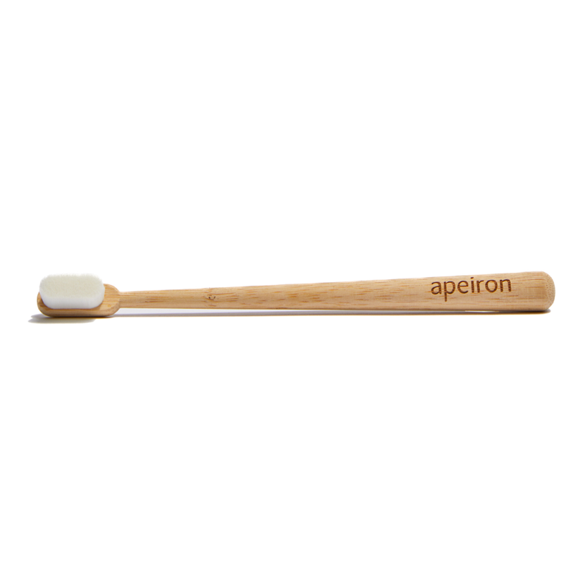 Apeiron Apeiron Finident Bambus-Zahnbürste, weiß - Produktbild