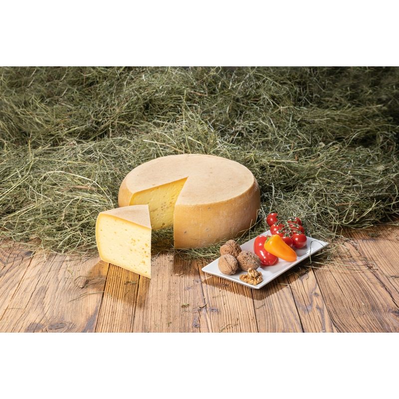 Biokäserei Walchsee  Walchseer Bio Bockshornklee, Schnittkäse aus 100% Heumilch g.t.S mind. 5 Wochen im Laib gereift - Produktbild
