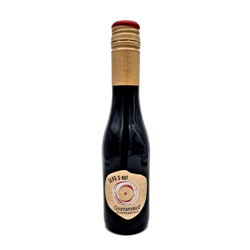 Gustavshof Gustavshof Zero S rot Piccolo  - ungeschwefelt, histamingeprüft. biologisch-dynamisch erzeugt, Histamingehalt unter der Nachweisgrenze von 0,25 mg/l.  Fruchtig trockenes Rotweincuvée. - Produktbild