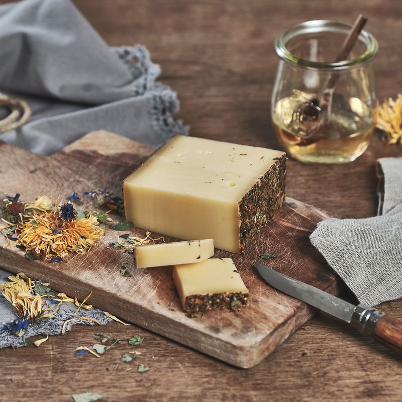 Hof Dannwisch Wildblumenkäse - Produktbild