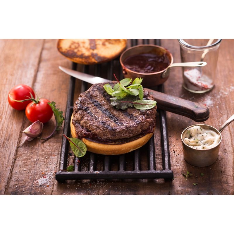 MuWe Fleischhandels Tiefgefrorene, bratfertig und gewürzte Bio Burger, hergestellt aus Fleisch vom Murnau-Werdenfelser Bio-Rind - Produktbild