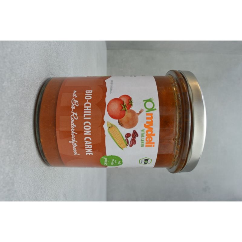 mydeli Bio-Currywurst in pikanter Tomatensauce mit ausgewählter Würzung. Die Wurststücke sind herzhaft abgeschmeckt, während die Sauce fruchtig-würzig und leicht scharf komponiert ist. Ideal als schnelle Imbiss-Mahlzeit, zum Beispiel mit Pommes. - Produktbild