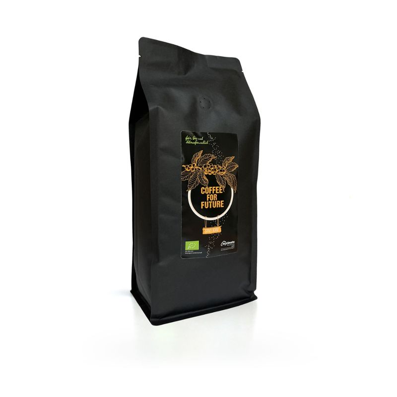 Café Chavalo Unser Coffee for Future ist ein fair gehandelter und klimafreundlicher Bio-Kaffee aus Nicaragua, der schonend per Langzeitröstung veredelt wird. - Produktbild