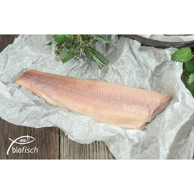 Biofisch  Saibling, Filet (salvelinus spp.), auf der Haut über Buchenholz geräuchert - Produktbild