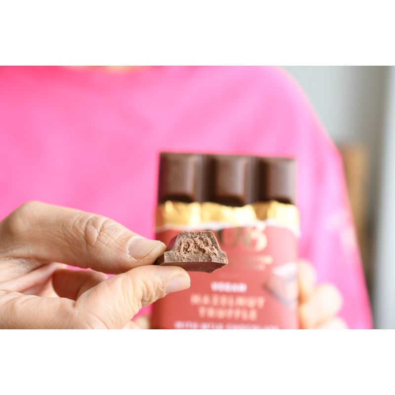 Rhythm 108 Biologische Schokolade mit Haselnusscremefüllung (Minimum 35% Kakao). - Produktbild