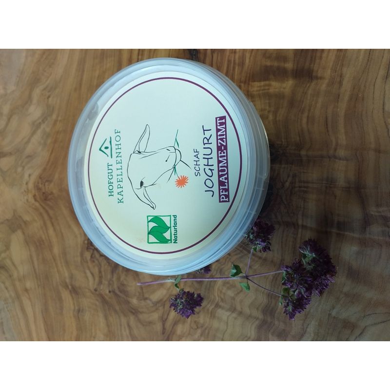 Hofgut Kapellenhof Schaf-Joghurt Pflaume-Zimt gerührt, 180 g - Produktbild