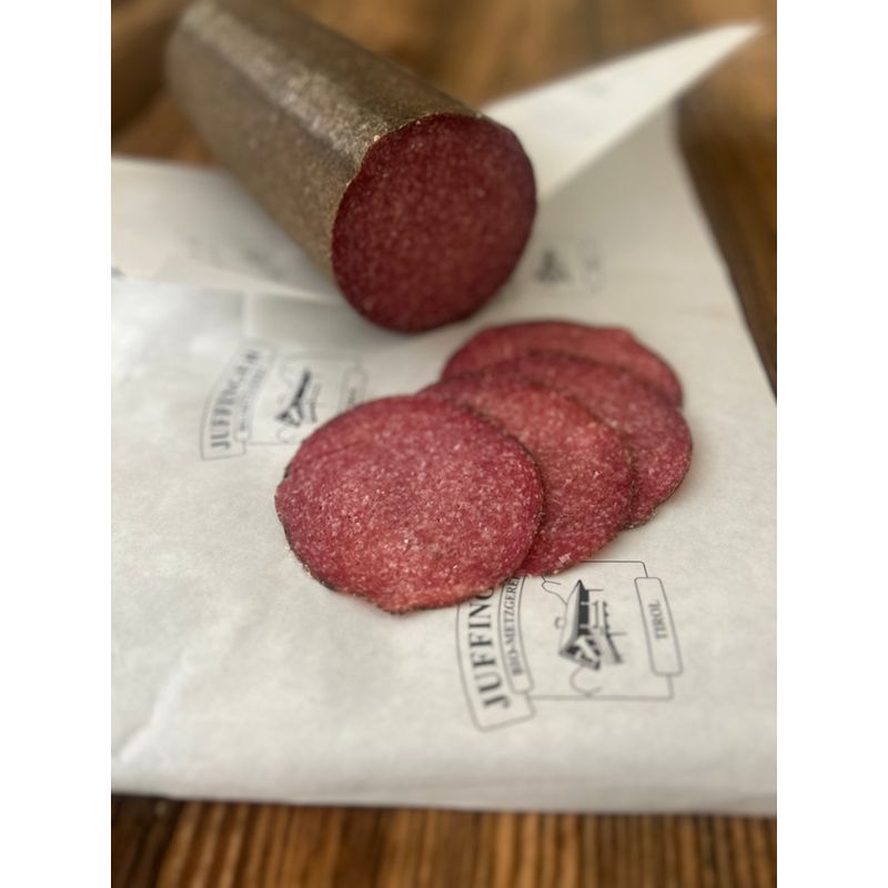 Juffinger Bio-Metzgerei BIO-Heublumen-Salami 1/2 Stg./vac - Produktbild