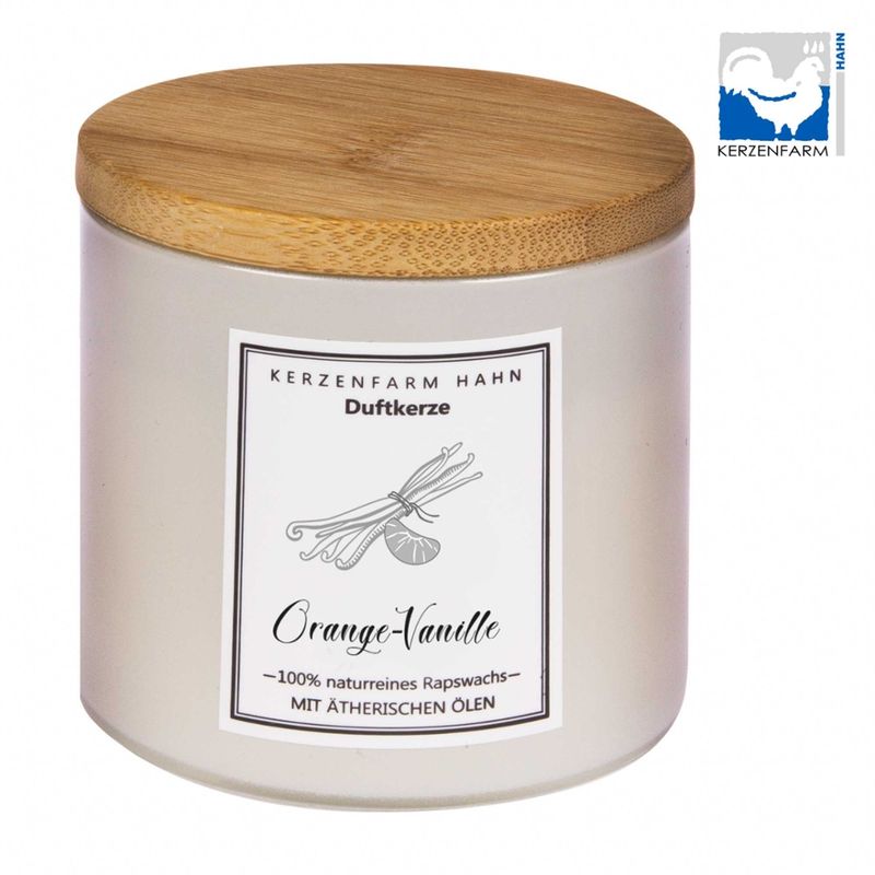 Kerzenfarm Hahn Von Hand gegossene Duftkerze im Glas, elfenbein, mit Holzdeckel, befüllt mit  Rapswachs, mit natürlichen ätherischen Ölen beduftet.  Natürlicher Duft Orange-Vanille - Produktbild