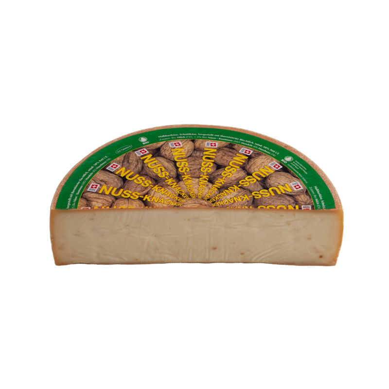 InterCheese 102114_Luzerner Nuss-Knacker "Bio VK", 1/2 Laib ca. 3 kg - Produktbild